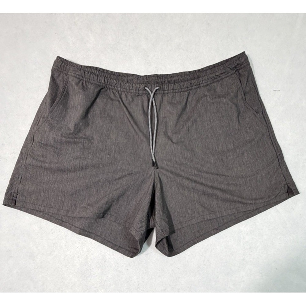 Athleta Marin 6 inch Board Shorts Mens 2X‎ Gray Pinstripe Athletic Workout
